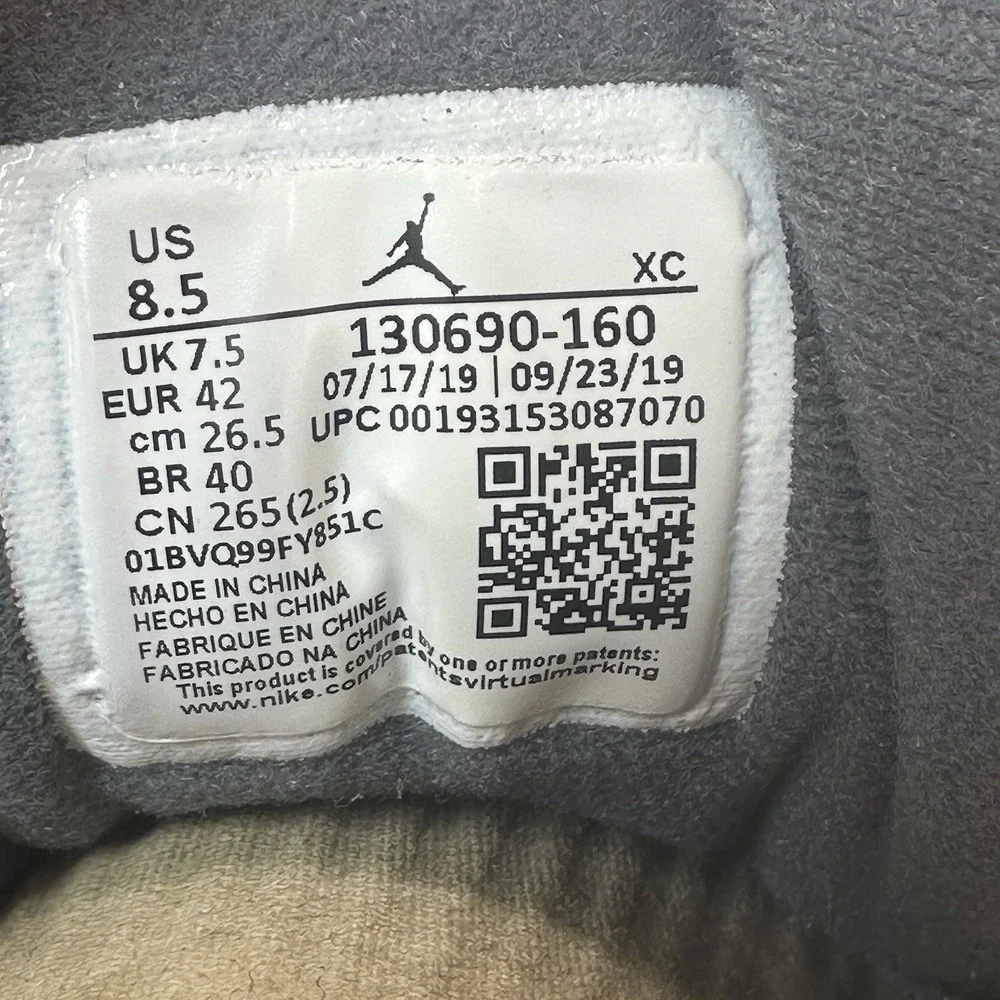 Jordan authentic nike